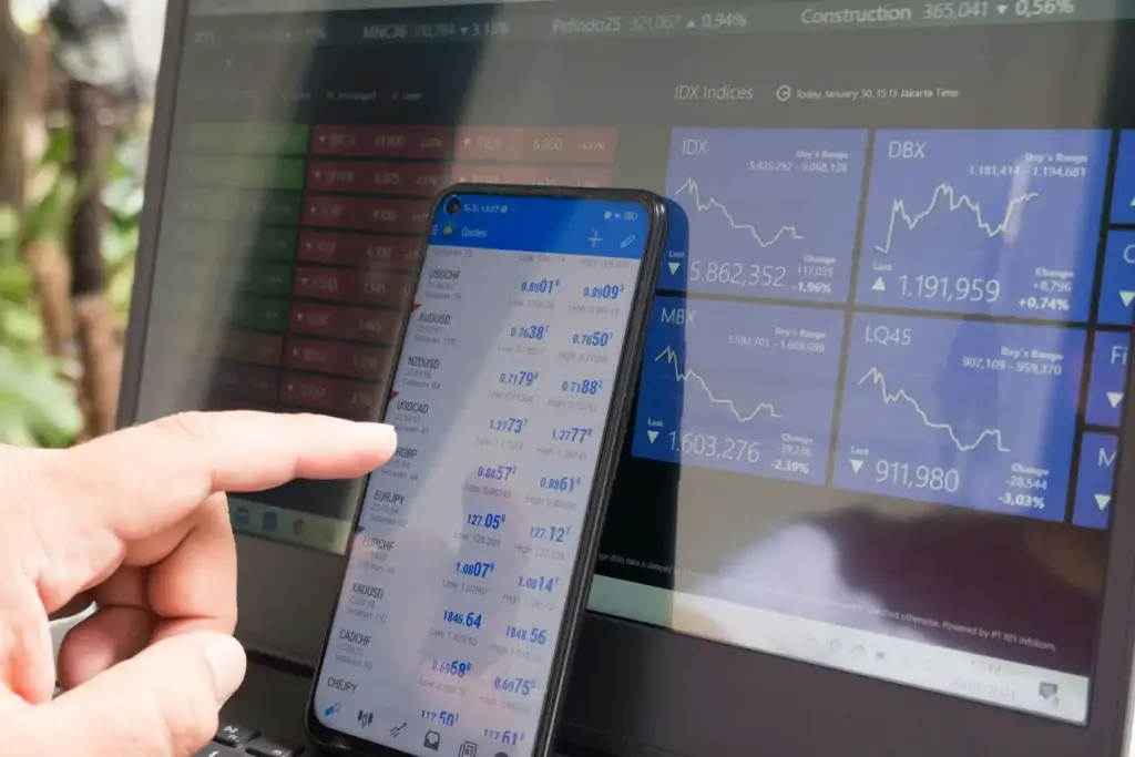 choix ETF small caps éligible PEA